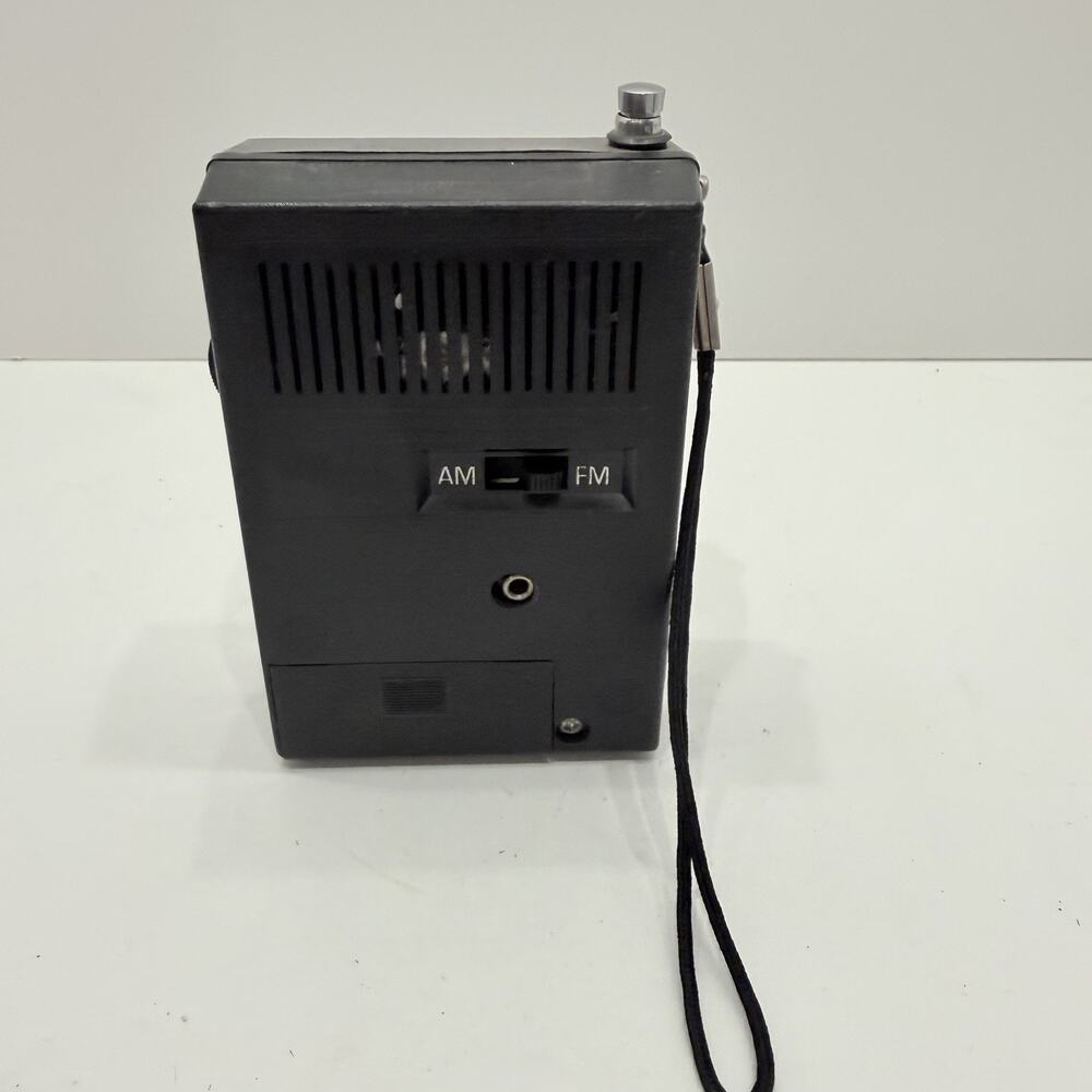 Vintage GE Solid State AM/FM Transistor Radio Parts Only - Picture 2 of 5